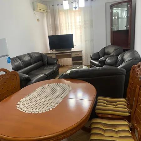 Comfort Apartment Tirana Center - Apartment With Balcony *