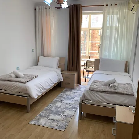 Comfort Center Apartamento Tirana