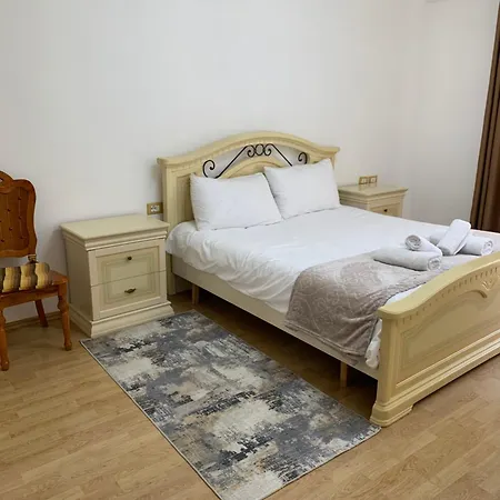 Comfort Apartment Tirana Center - Apartment With Balcony تيرانا