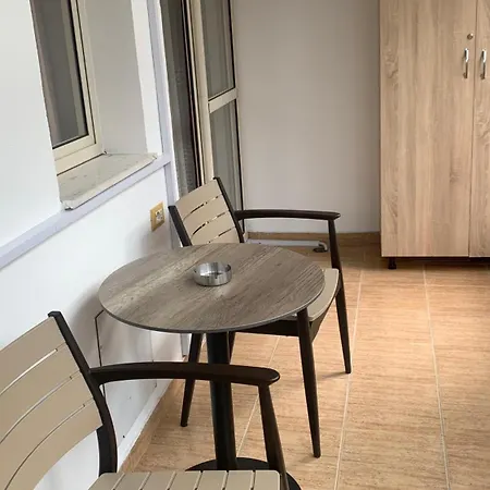 Comfort Apartment Tirana Center - Apartment With Balcony *