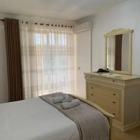 شقة Comfort Apartment Tirana Center - Apartment With Balcony