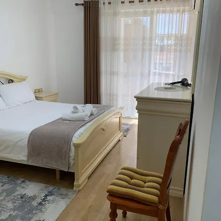 Comfort Apartment Tirana Center - Apartment With Balcony * تيرانا