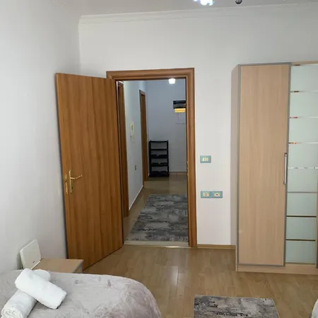 شقة Comfort Apartment Tirana Center - Apartment With Balcony