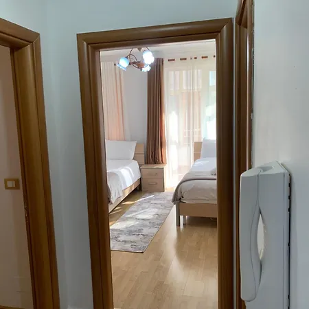 Comfort Apartment Tirana Center - Apartment With Balcony *