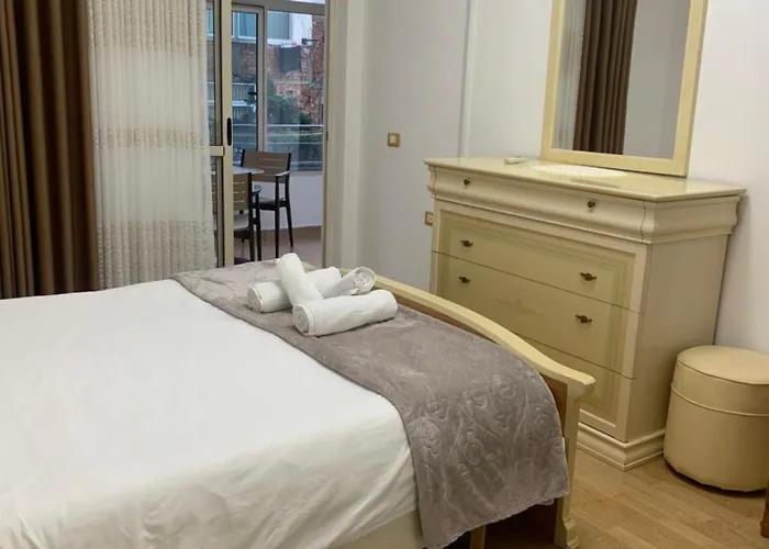 Comfort Center Apartament Tirana